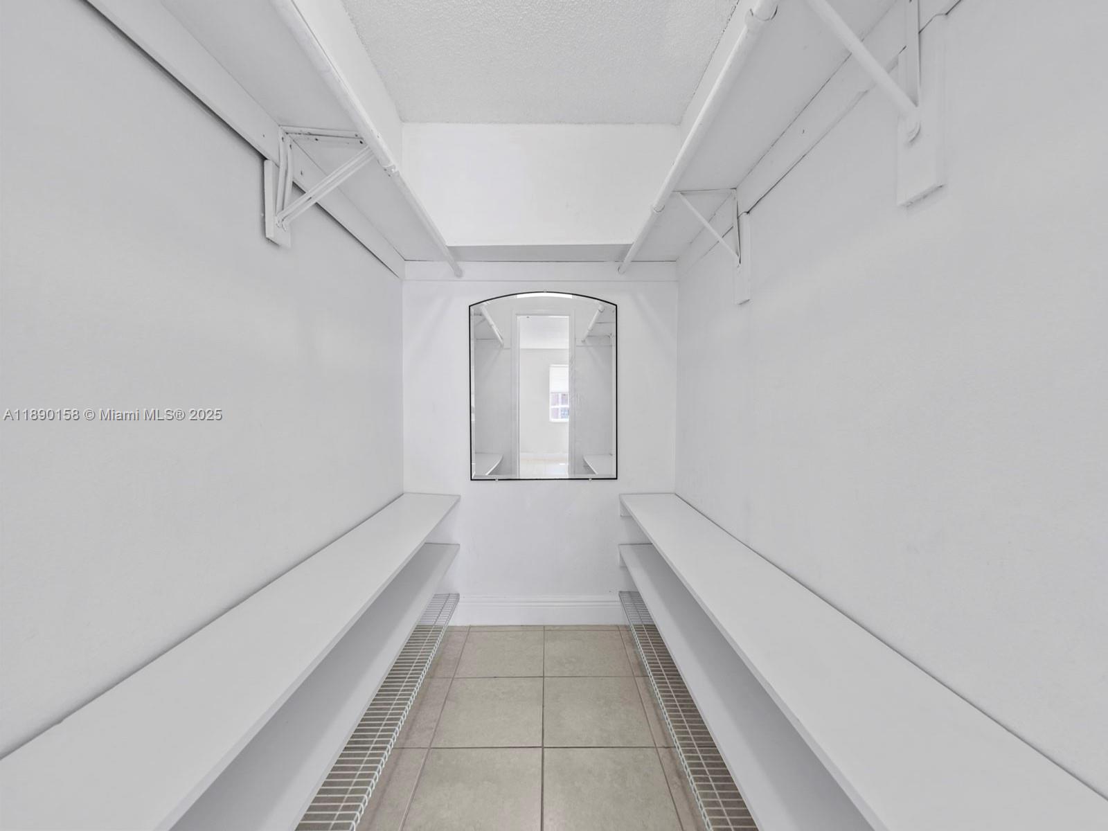 9970 SW 88th St # 9 Unit: 917-9