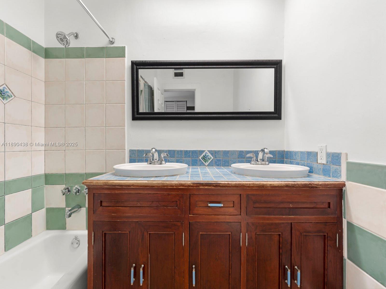 7348 SW 82nd St # C219