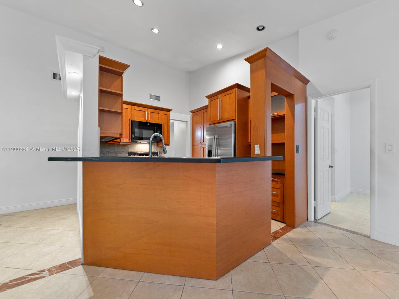 9941 Costa Del Sol Blvd # 108A, Doral Unit: A-108A