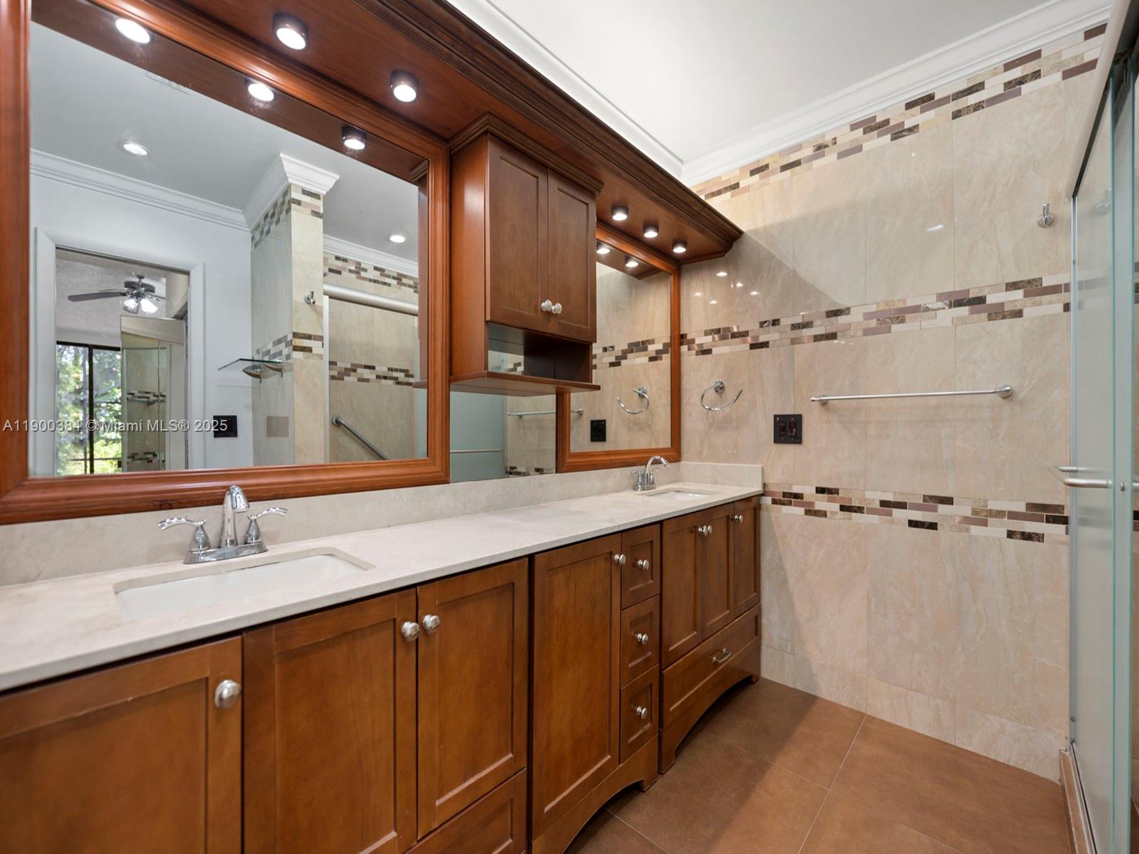 9941 Costa Del Sol Blvd # 108A, Doral Unit: A-108A