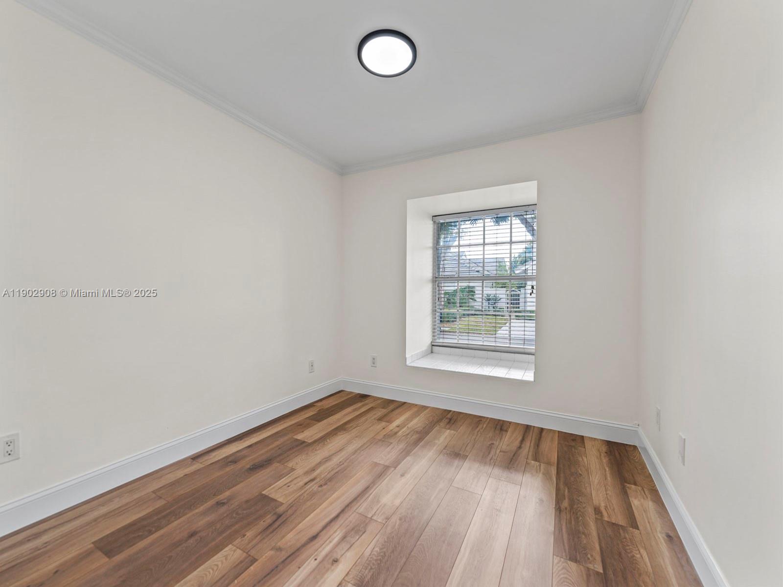 9947 NW 47th Ter, Doral