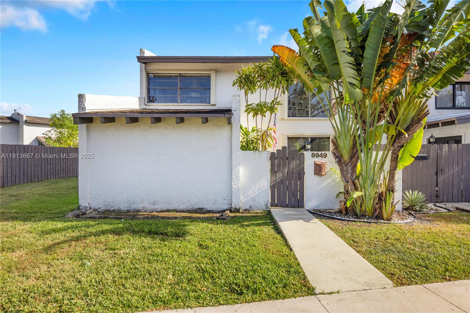 6949 SW 109th Pl