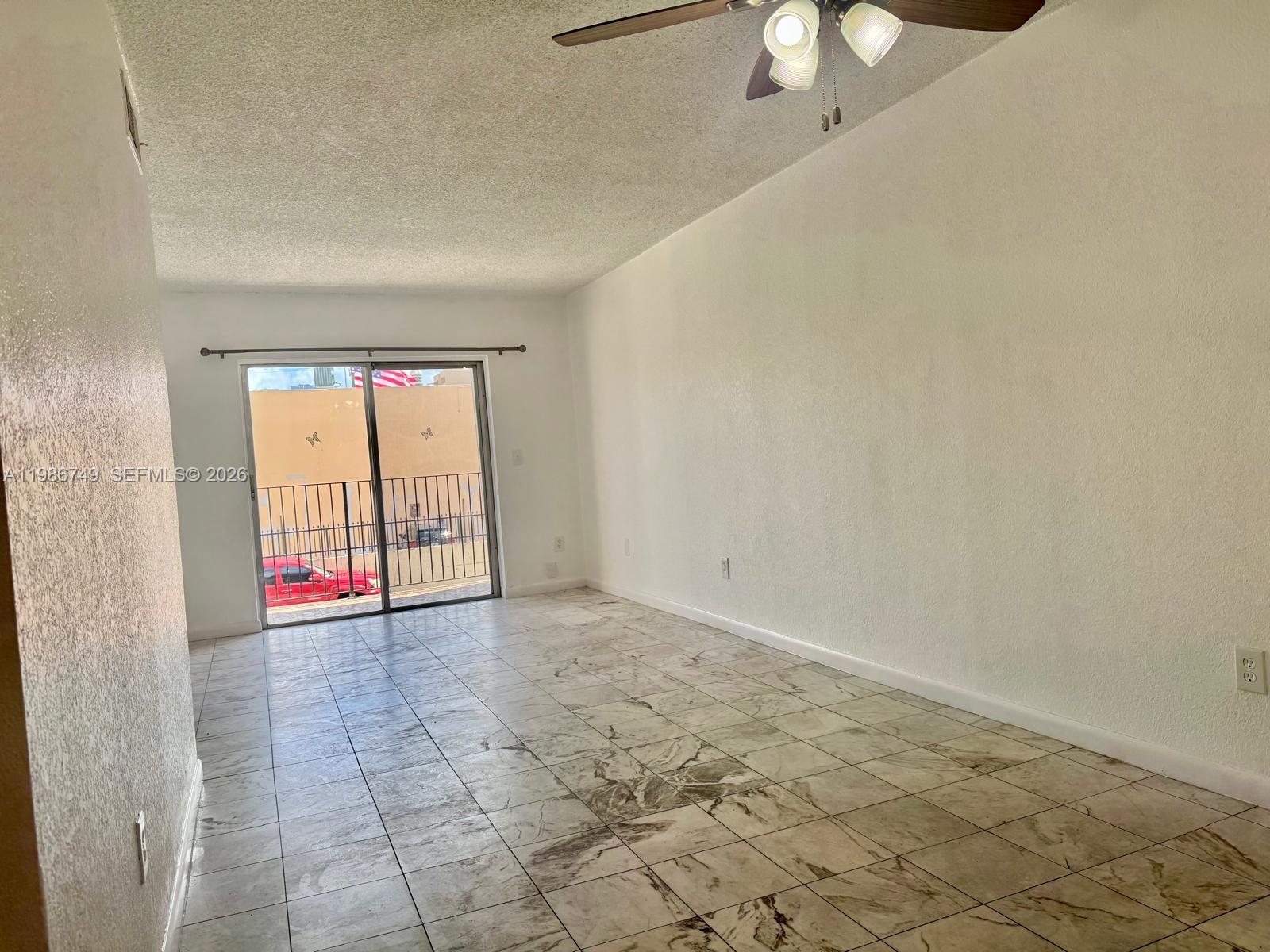 1051 SW 1st St # 212