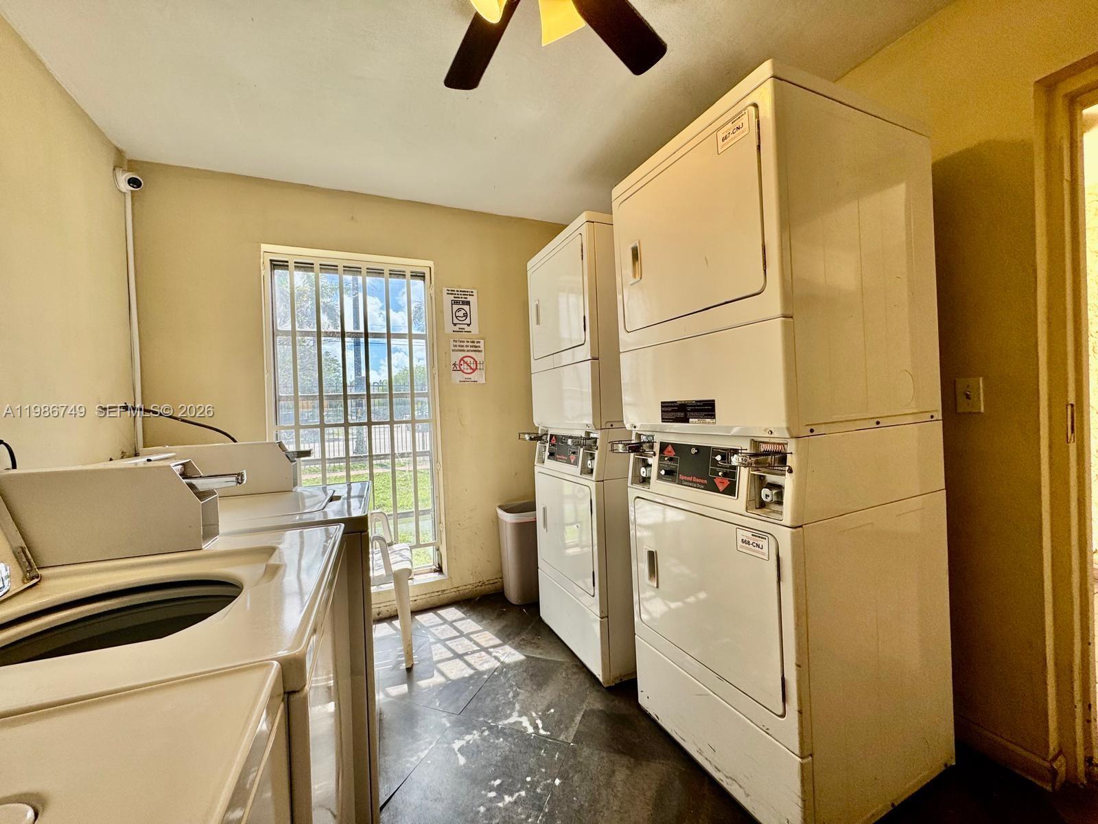 1051 SW 1st St # 212