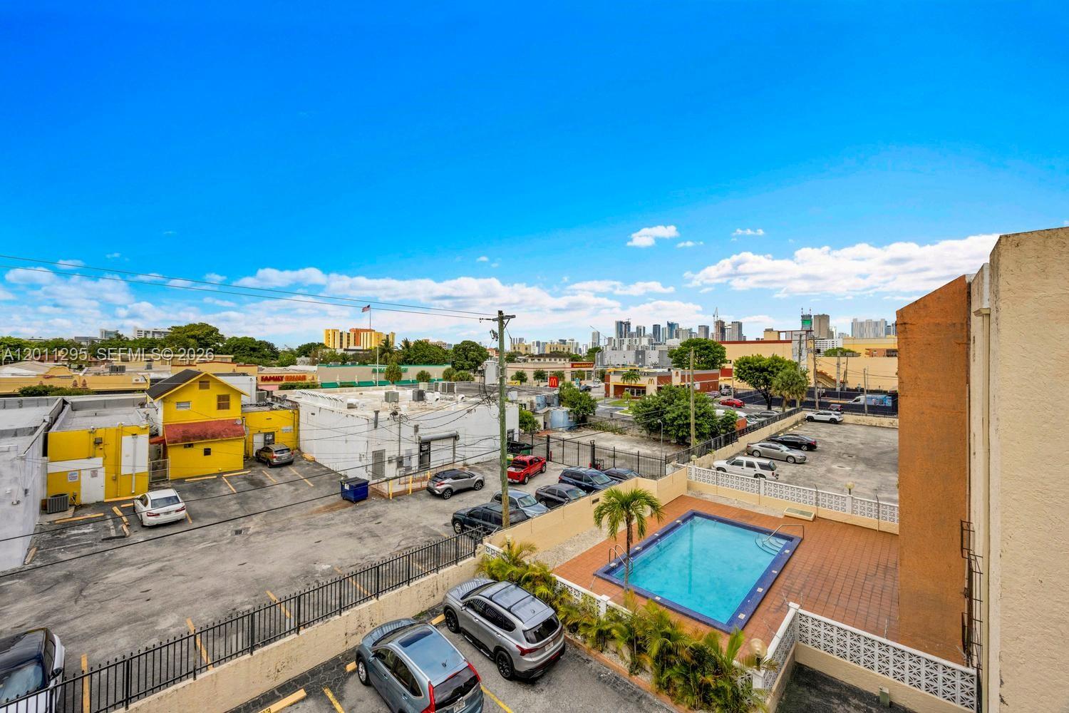 1051 SW 1st St # 401