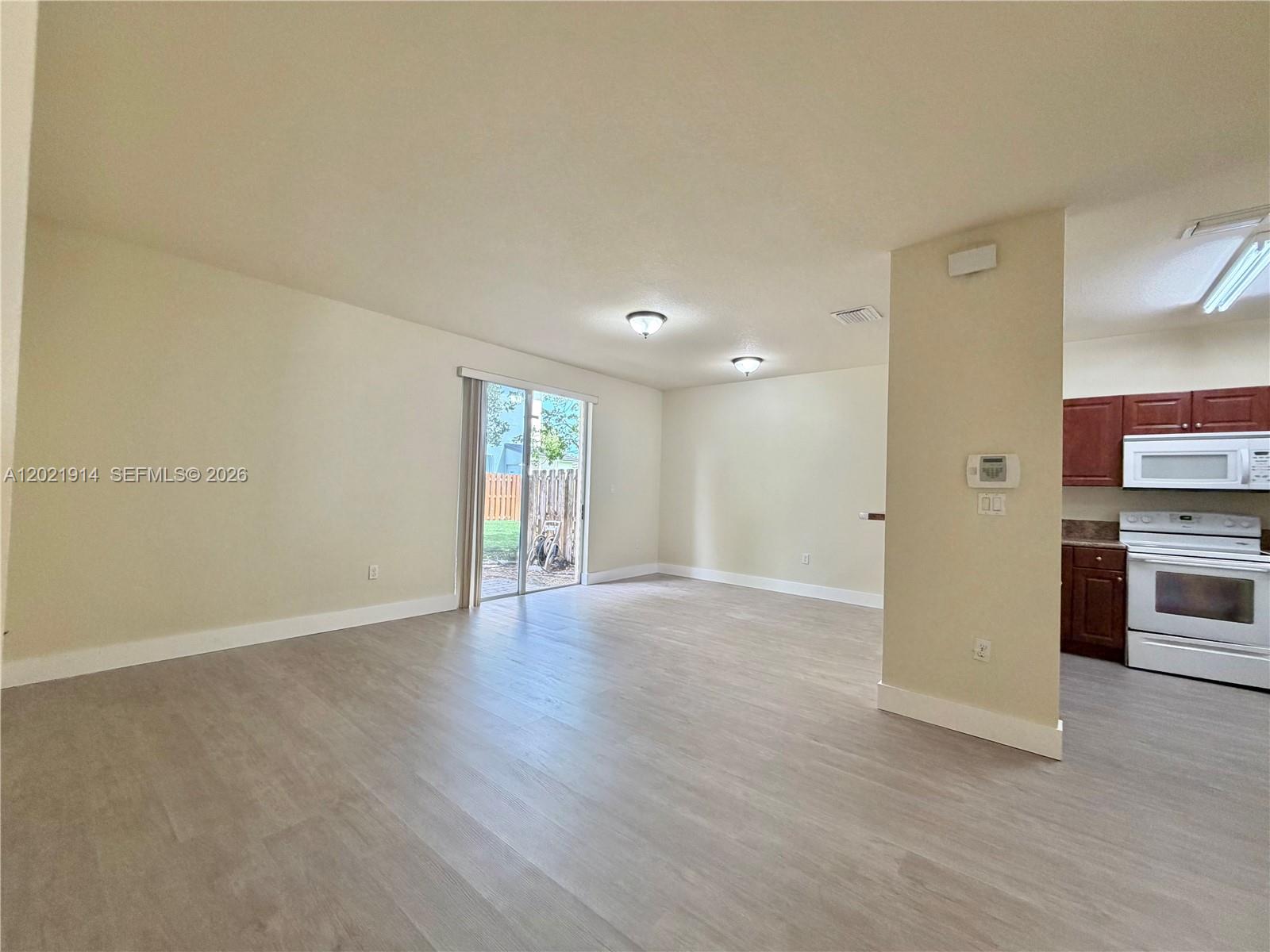 2885 SE 1st Dr # 1