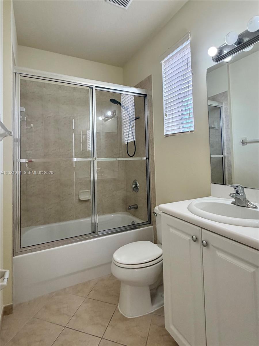 2885 SE 1st Dr # 1