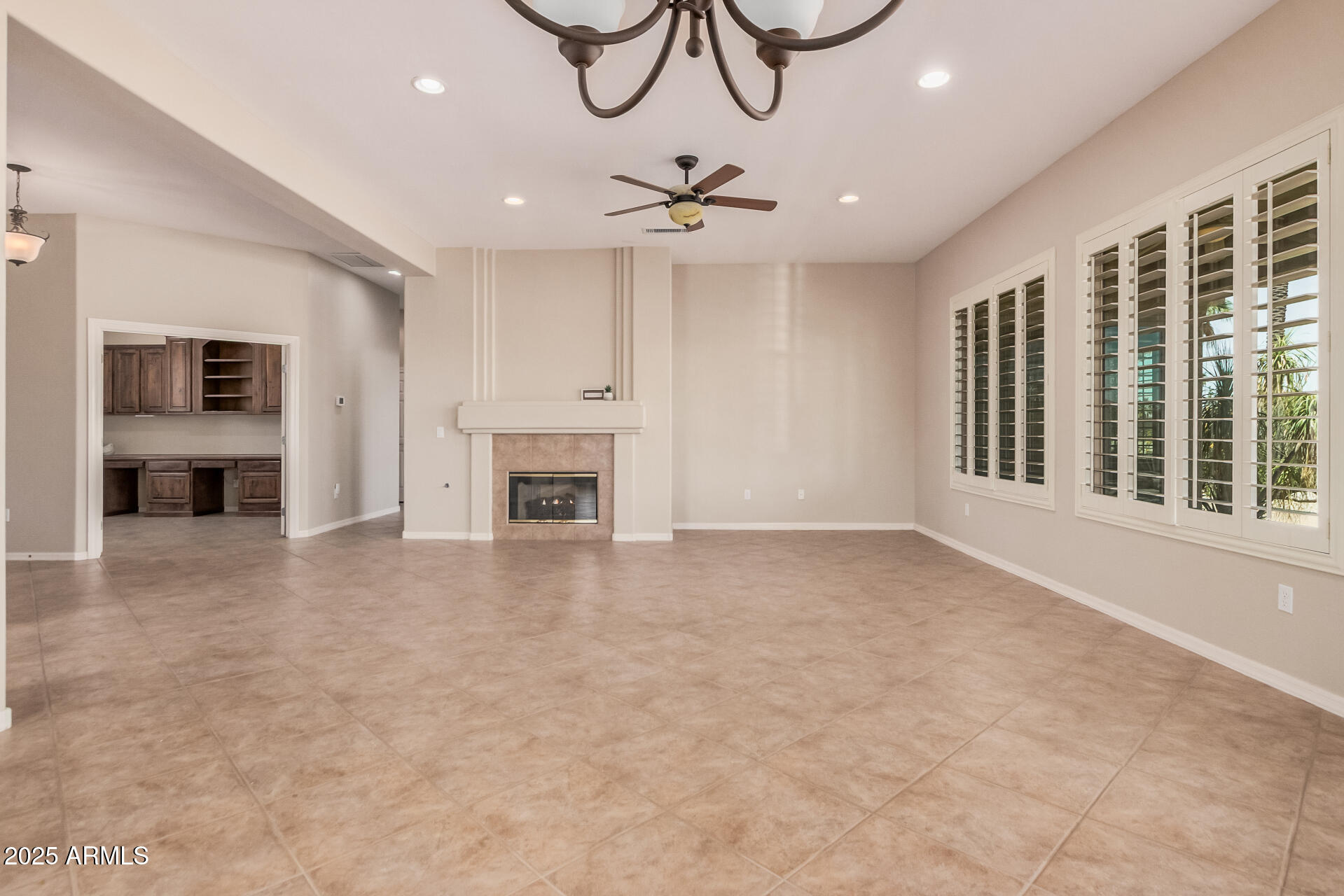 16704 W ORACLE RIM Drive