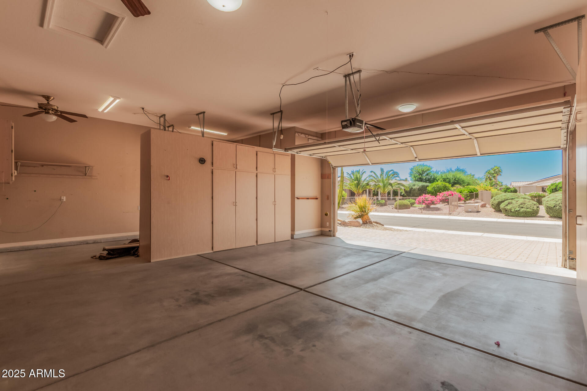 16704 W ORACLE RIM Drive