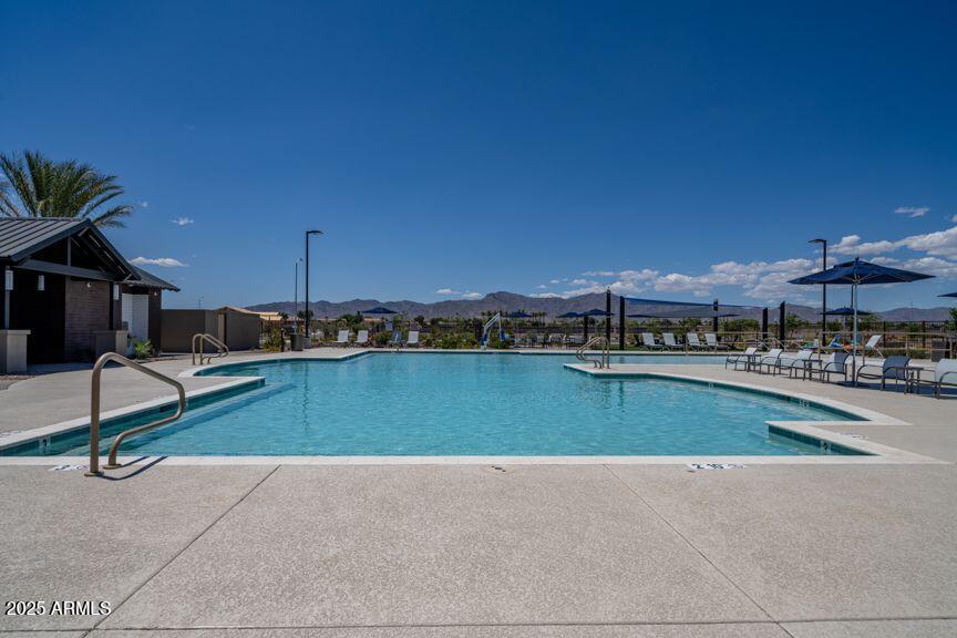 17825 W PASADENA Avenue