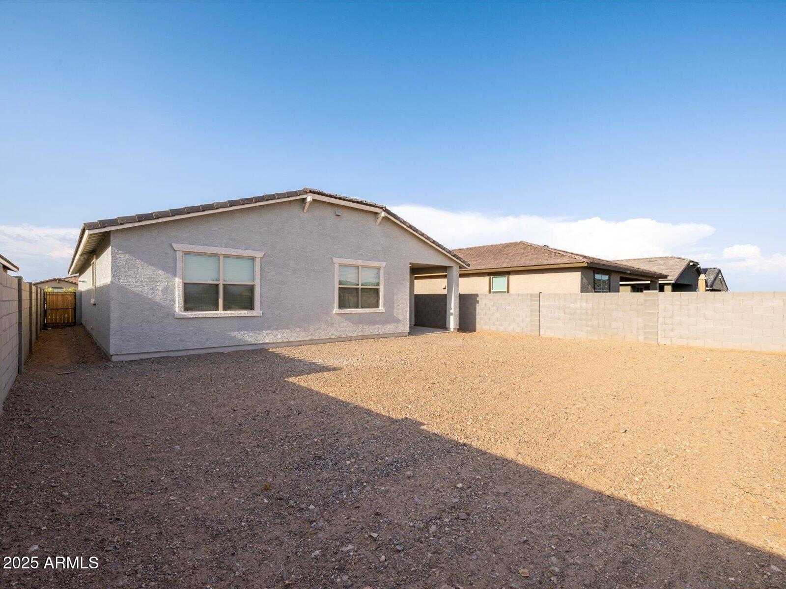 15991 W HONEYSUCKLE Drive