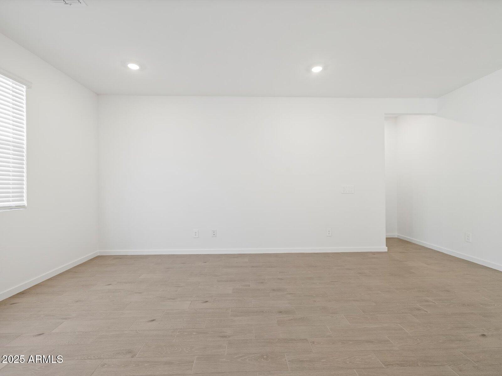 15991 W HONEYSUCKLE Drive