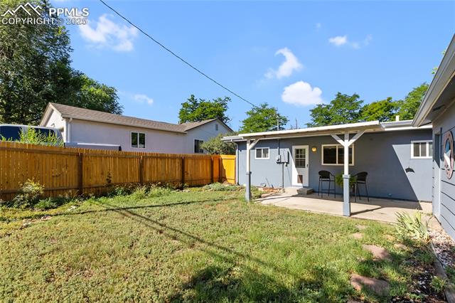 2321 N Meade Avenue