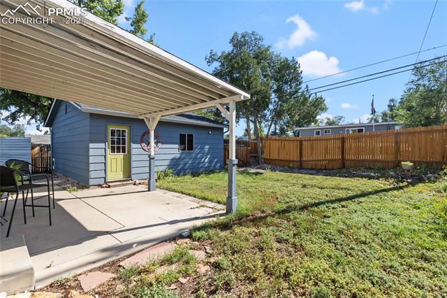2321 N Meade Avenue