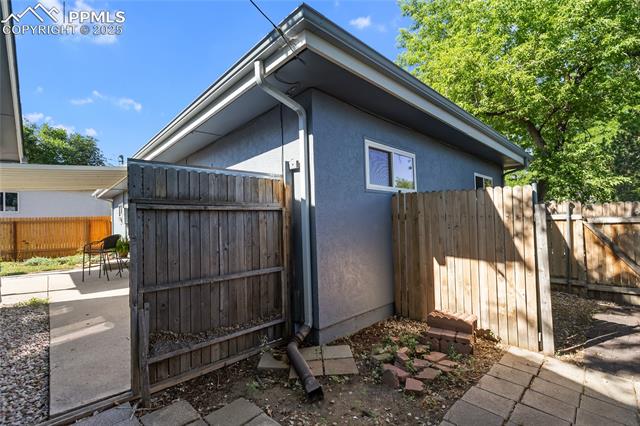 2321 N Meade Avenue