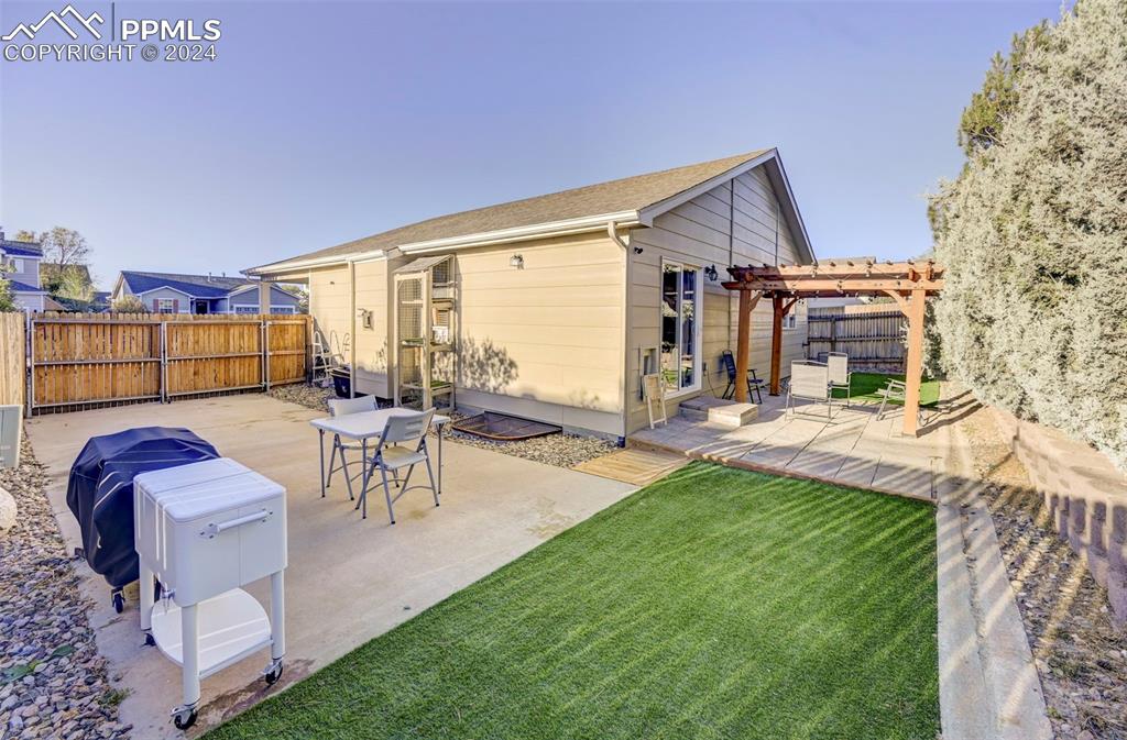 1568 Ancestra Drive