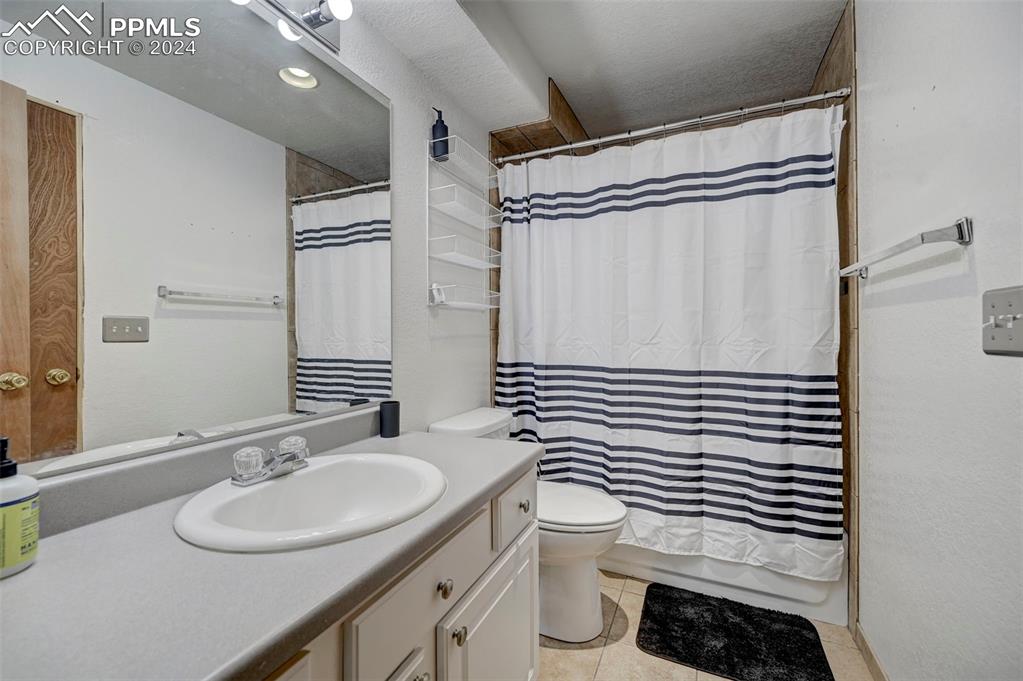 1568 Ancestra Drive