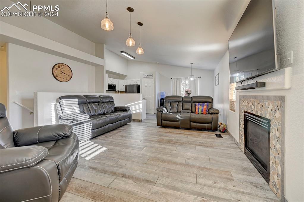 1568 Ancestra Drive