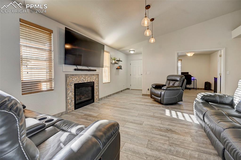 1568 Ancestra Drive