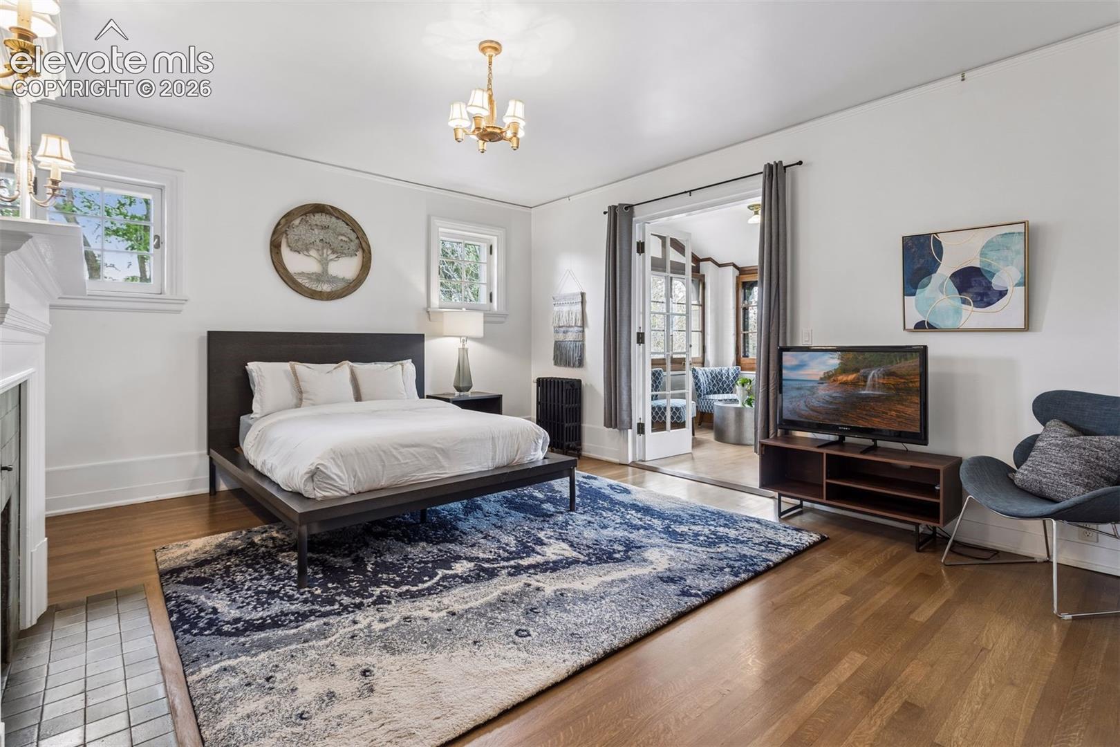1600 Cascade Avenue