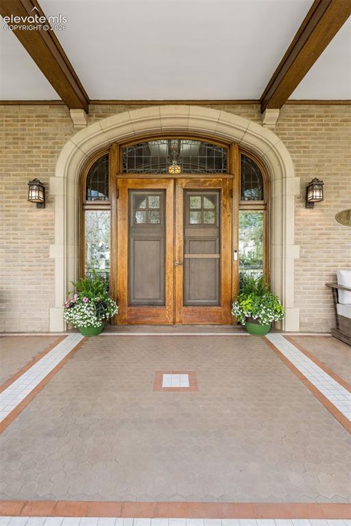 1600 Cascade Avenue