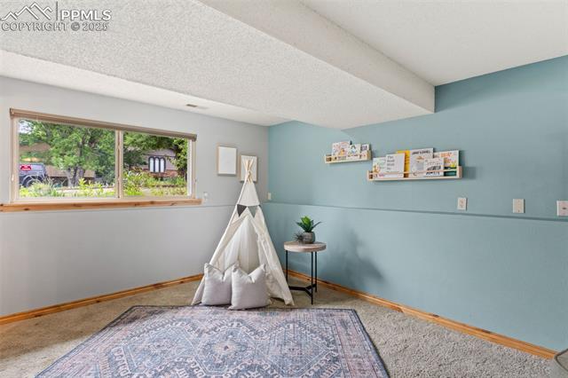 944 Hans Brinker Street