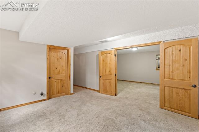 944 Hans Brinker Street