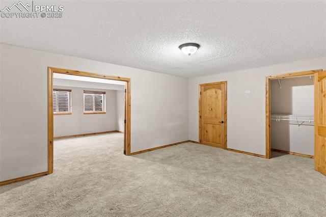 944 Hans Brinker Street