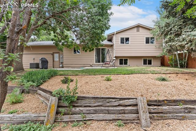 944 Hans Brinker Street