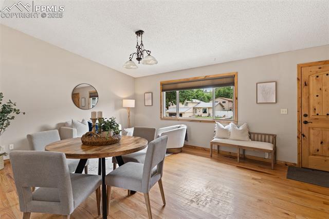 944 Hans Brinker Street