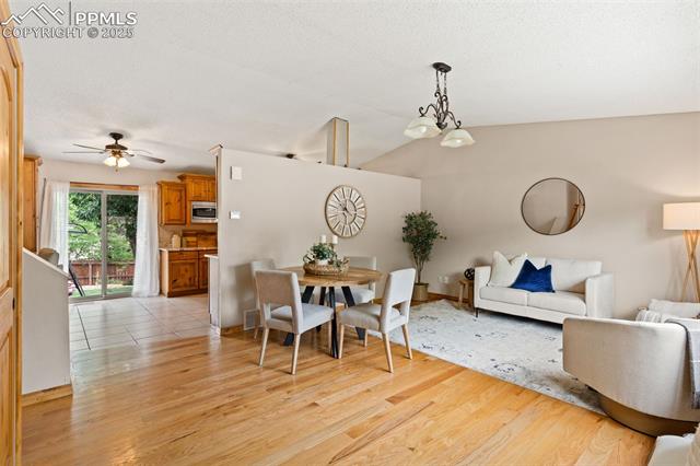 944 Hans Brinker Street