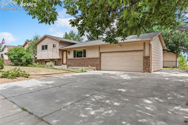 944 Hans Brinker Street