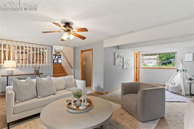 944 Hans Brinker Street