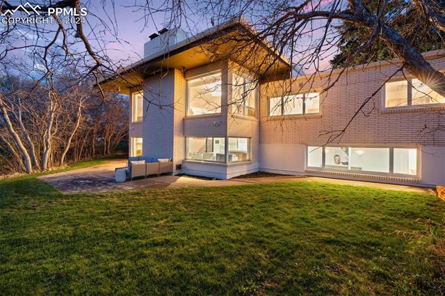 1700 Constellation Drive