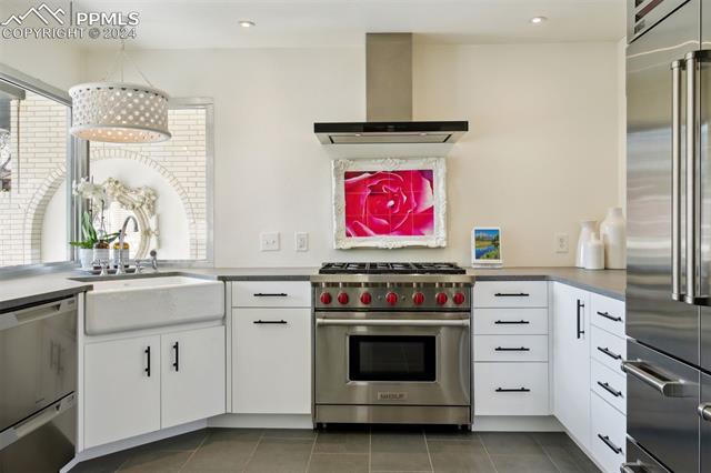 1700 Constellation Drive