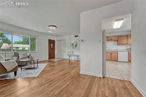 907 4th Street