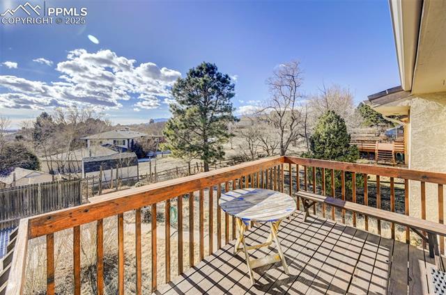 3715 Saddle Rock Road