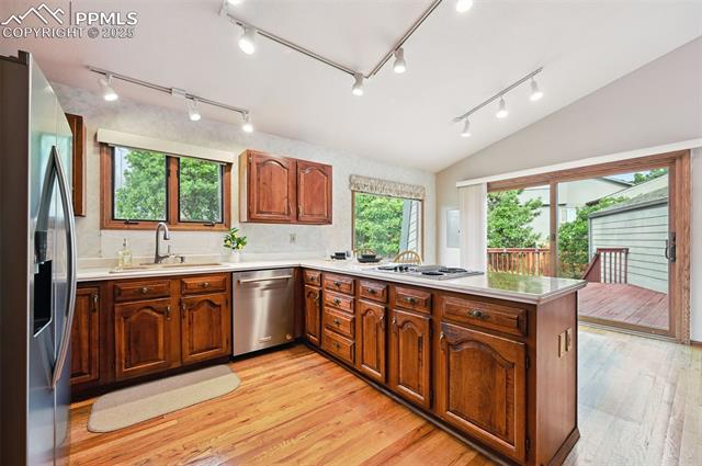 635 Royal Oak Drive