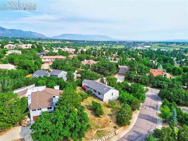 635 Royal Oak Drive