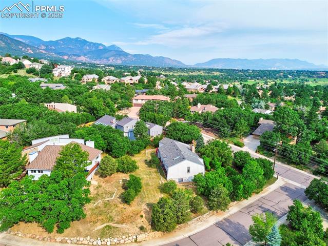 635 Royal Oak Drive