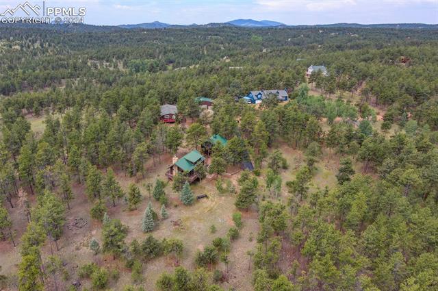 186 Blackhawk Circle