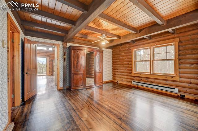 186 Blackhawk Circle