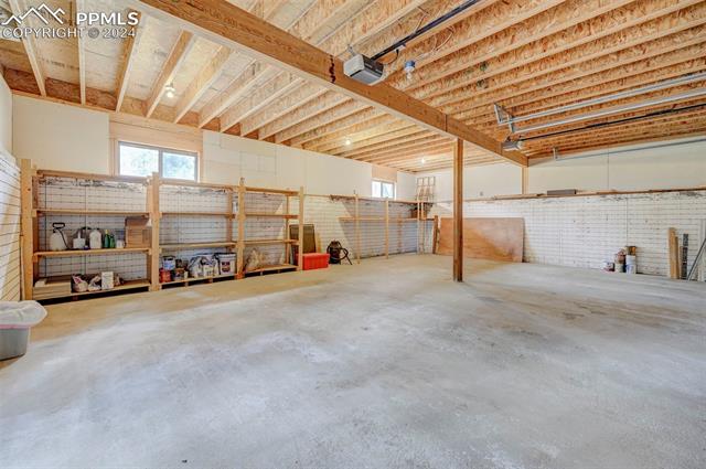 186 Blackhawk Circle