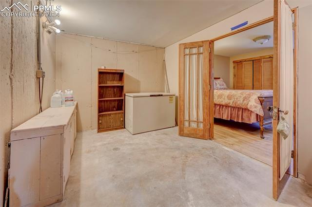 186 Blackhawk Circle