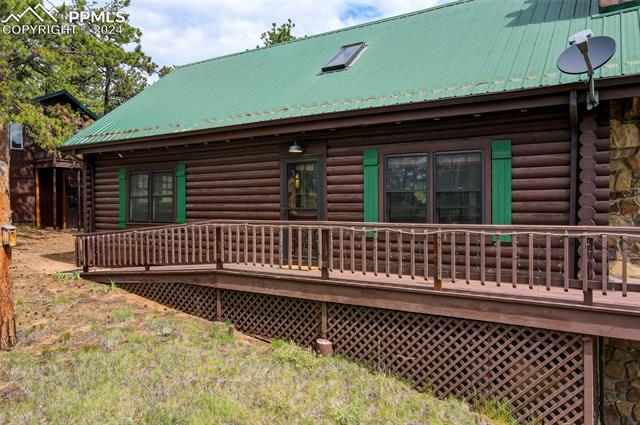 186 Blackhawk Circle