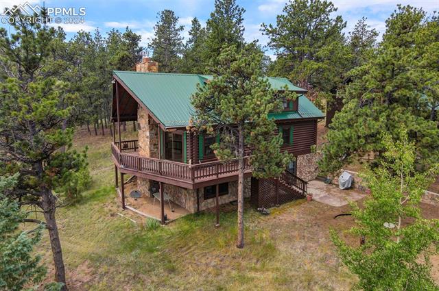 186 Blackhawk Circle