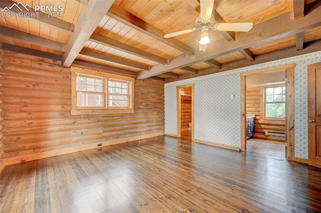 186 Blackhawk Circle