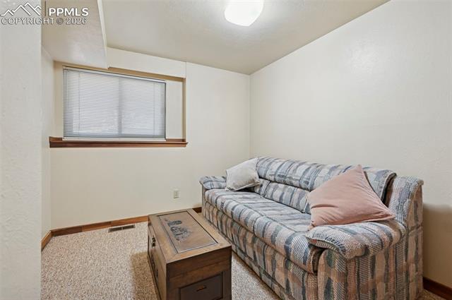 6985 Blackhawk Place