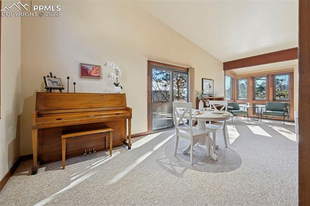 6985 Blackhawk Place