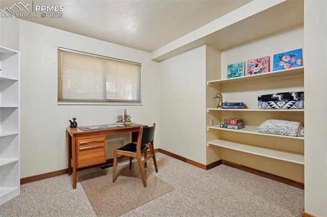 6985 Blackhawk Place